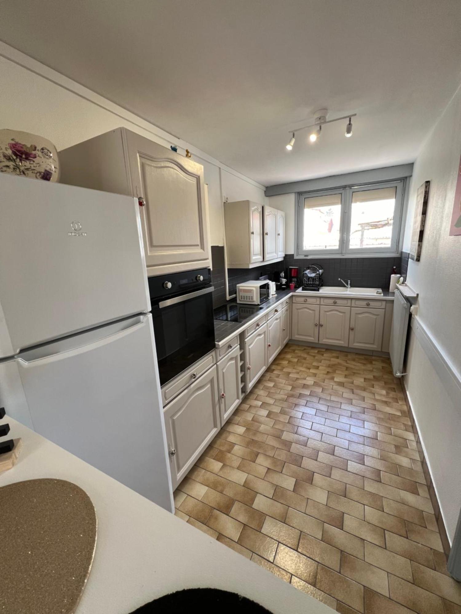 Maison 3 Chambres 6 Personnes Et Garage Шатору Экстерьер фото